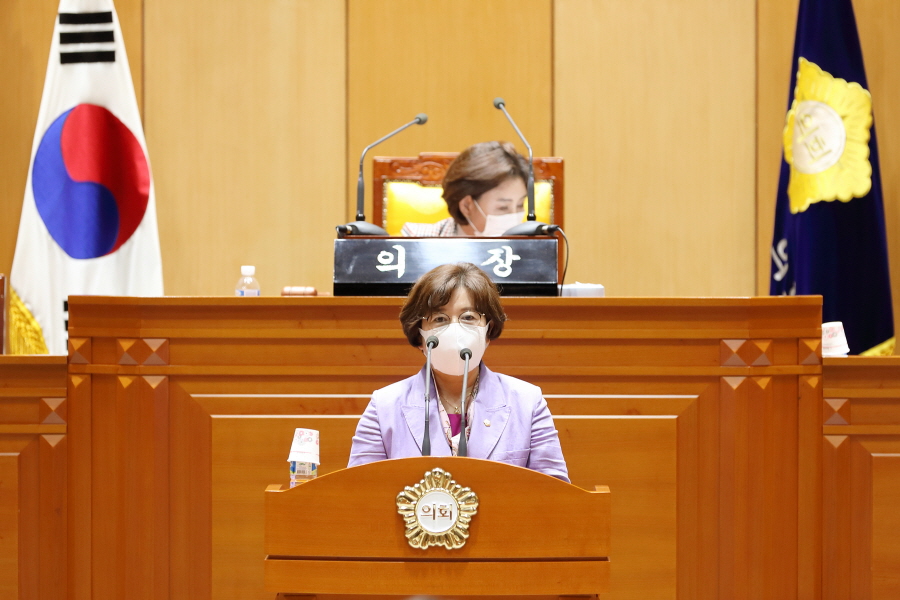 '제311회 구로구의회 임시회 제2차 본회의' 게시글의 사진(11) '크기변환_방은경 (4).JPG'