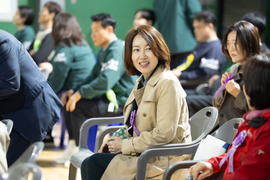'제26회 구로구협회장기 배드민턴대회' 게시글의 사진(13) '[크기변환]전미숙 (2).JPG'