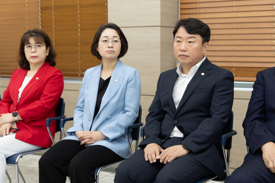 '제326회 구로구의회 정례회 행정사무감사 총평' 게시글의 사진(13) '크기변환_김용권 (4).JPG'