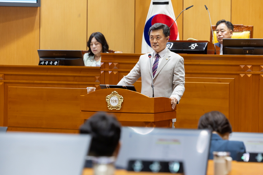 '제336회 구로구의회 정례회 제5차 본회의 구정질문_시책분야' 게시글의 사진(11) '[크기변환]김철수_국 (20).JPG'