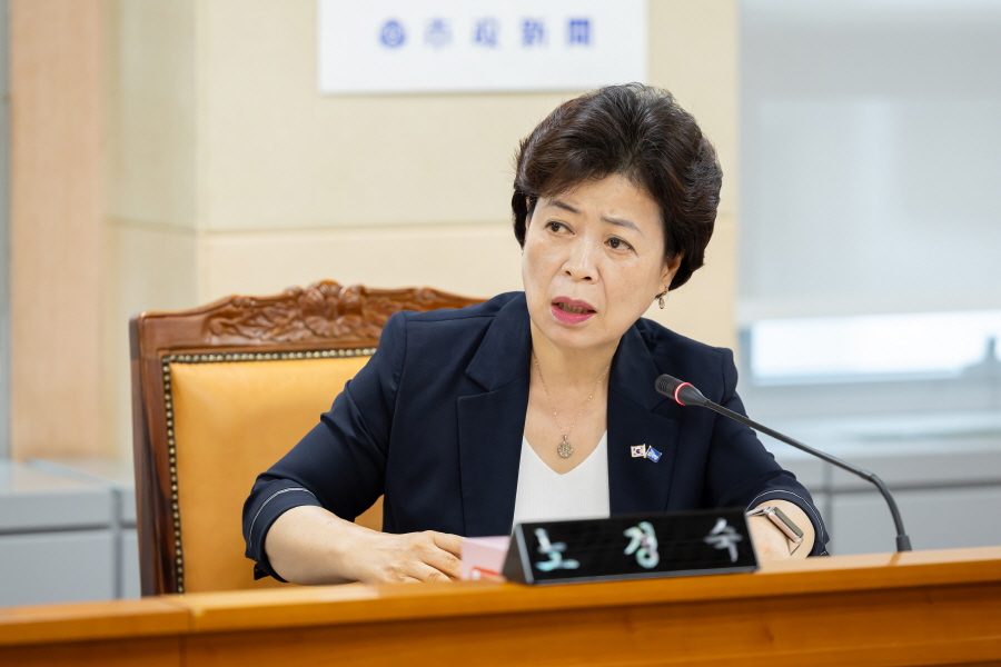 '제336회 구로구의회 정례회 폐회중 운영위원회 회의' 게시글의 사진(5) '[크기변환]노경숙 (4).JPG'