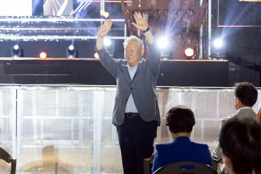 'G페스티벌 개막식 및 구로구민상 시상식' 게시글의 사진(7) '[크기변환]김철수_민 (3).JPG'