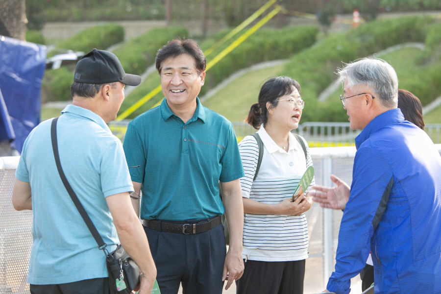 '탄소중립도시 선포식 및 탄소제로걷기행사' 게시글의 사진(16) '[크기변환]김영곤 (2).jpg'