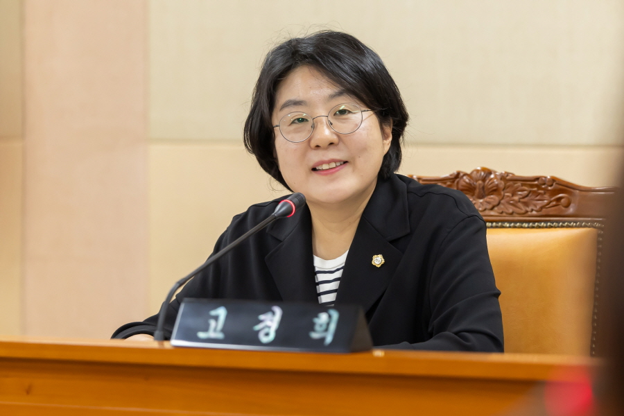 '제349회 구로구의회 정례회 회기중 복지건설위원회 2026년도 제2회 추가경정예산안 예비심사' 게시글의 사진(8) '[크기변환]고경희 (11).JPG'