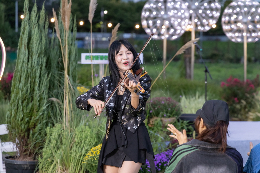 '2025년 어울림정원 빛축제 점등식' 게시글의 사진(14) '[크기변환]스케치 (2).jpg'