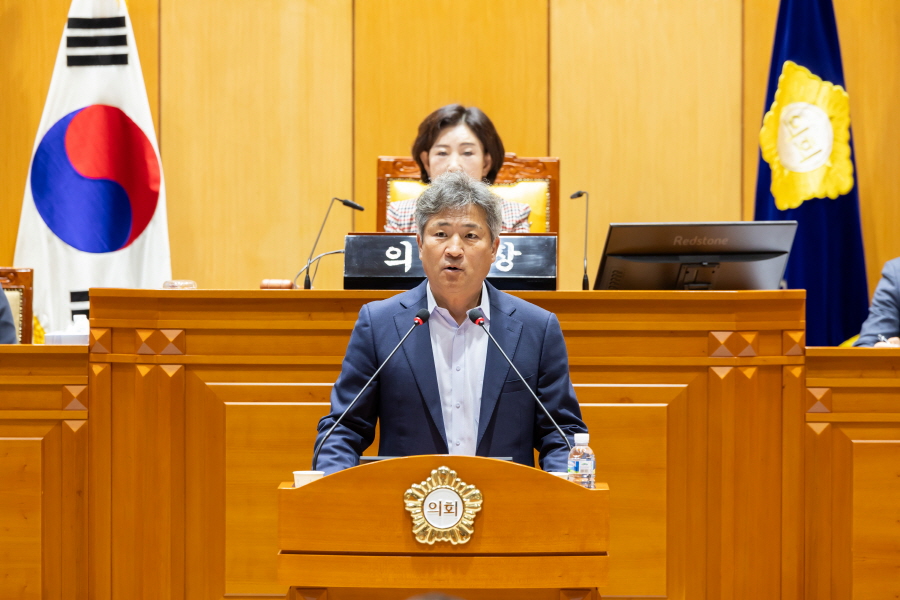'제320회 구로구의회 임시회 제2차 본회의' 게시글의 사진(5) '크기변환_김영곤 (14).JPG'
