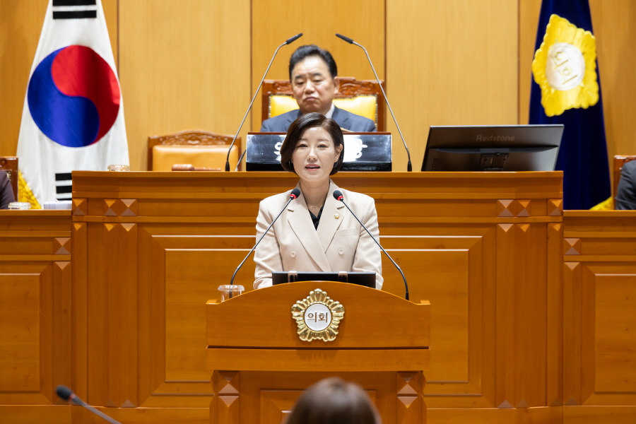 '제332회 구로구의회 정례회 제4차 본회의 구정질문_시책분야' 게시글의 사진(6) '크기변환_김미주 (3).JPG'