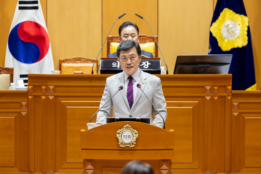 '제337회 구로구의회 임시회 제1차 본회의' 게시글의 사진(4) '[크기변환]김철수_국 (2).JPG'