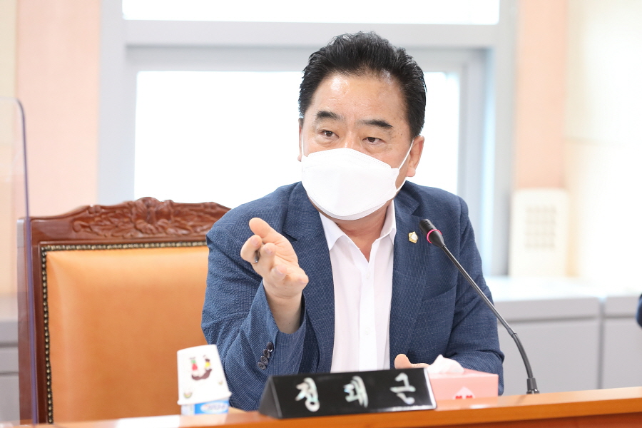 '제310회 구로구의회 임시회 폐회중 운영위원회 회의' 게시글의 사진(4) '크기변환_정대근 (6).JPG'