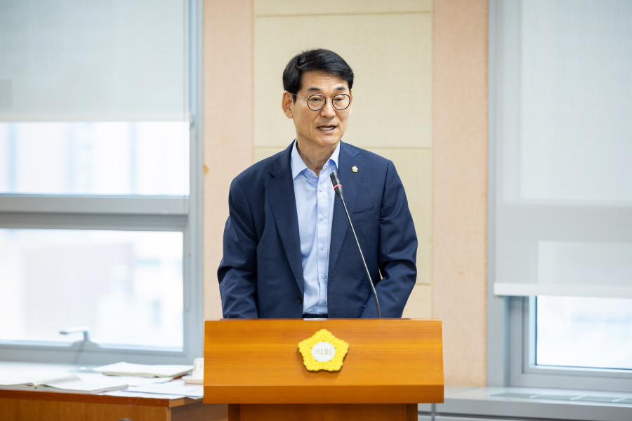 '제336회 구로구의회 정례회 폐회중 운영위원회 회의' 게시글의 사진(7) '[크기변환]곽노혁 (13).JPG'