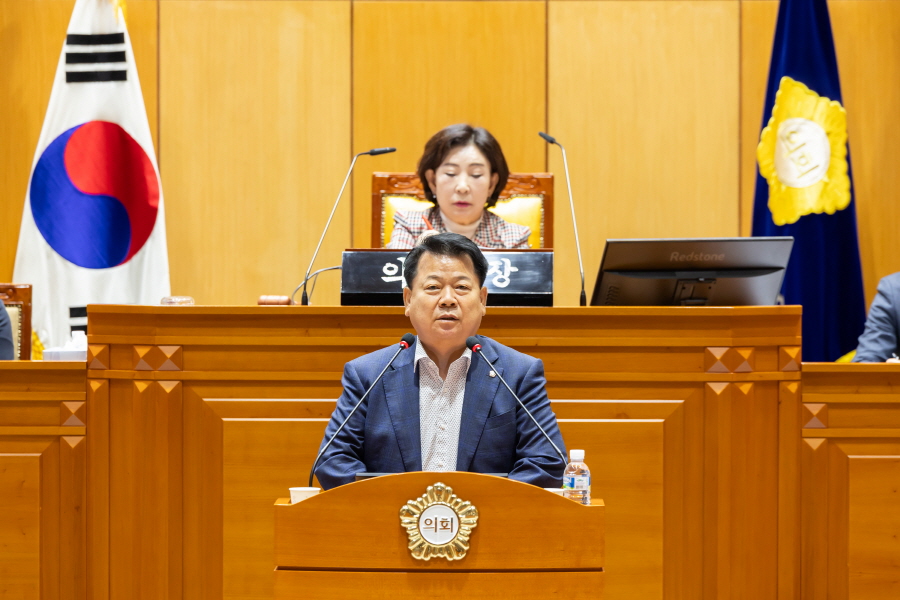 '제320회 구로구의회 임시회 제2차 본회의' 게시글의 사진(8) '크기변환_변정열 (1).JPG'