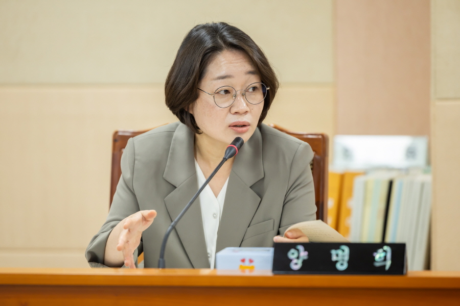 '제349회 구로구의회 정례회 회기중 복지건설위원회 안건심사' 게시글의 사진(6) '[크기변환]양명희 (11).JPG'