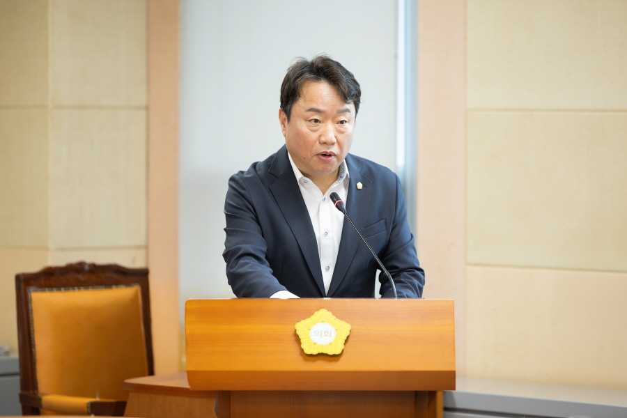 '제335회 구로구의회 임시회 폐회중 운영위원회 회의' 게시글의 사진(8) '[크기변환]김용권 (7).JPG'