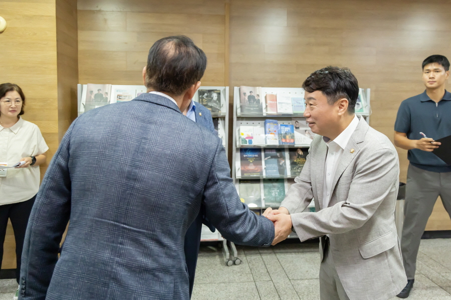 '구로문화재단 19주년 설립기념식' 게시글의 사진(5) '[크기변환]김용권.JPG'