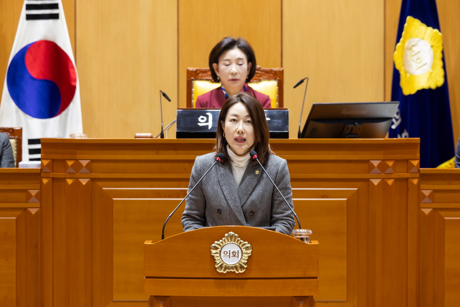 '제322회 구로구의회 정례회 제4차 본회의 구정질문_시책분야' 게시글의 사진(6) '크기변환_전미숙 (3).JPG'