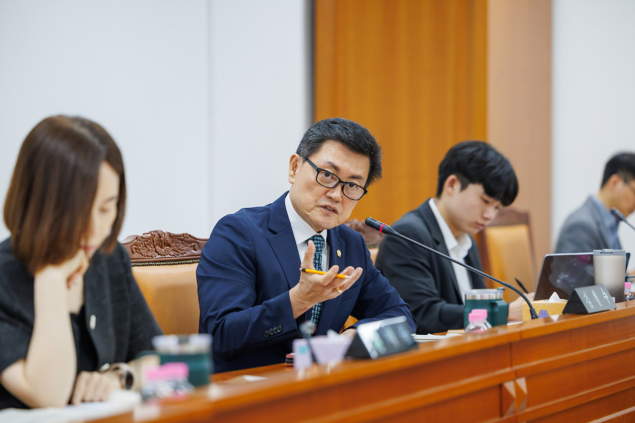 '제349회 구로구의회 정례회 회기중 행정기획위원회 안건심사' 게시글의 사진(5) '05.jpg'