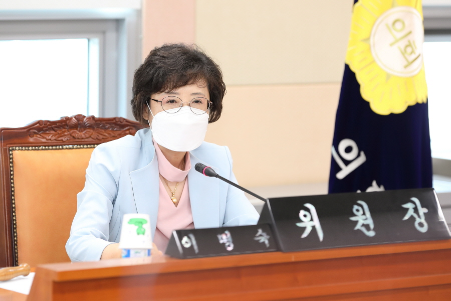 '제310회 구로구의회 임시회 폐회중 운영위원회 회의' 게시글의 사진(2) '크기변환_이명숙 (6).JPG'