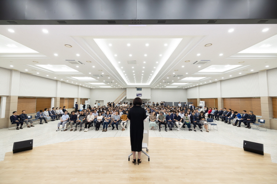 '제326회 구로구의회 정례회 행정사무감사 총평' 게시글의 사진(3) '크기변환_곽윤희 (10).JPG'
