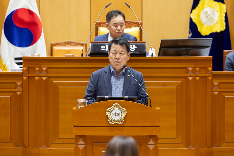 '제336회 구로구의회 정례회 제5차 본회의 구정질문_시책분야' 게시글의 사진(16) '[크기변환]변정열 (4).JPG'
