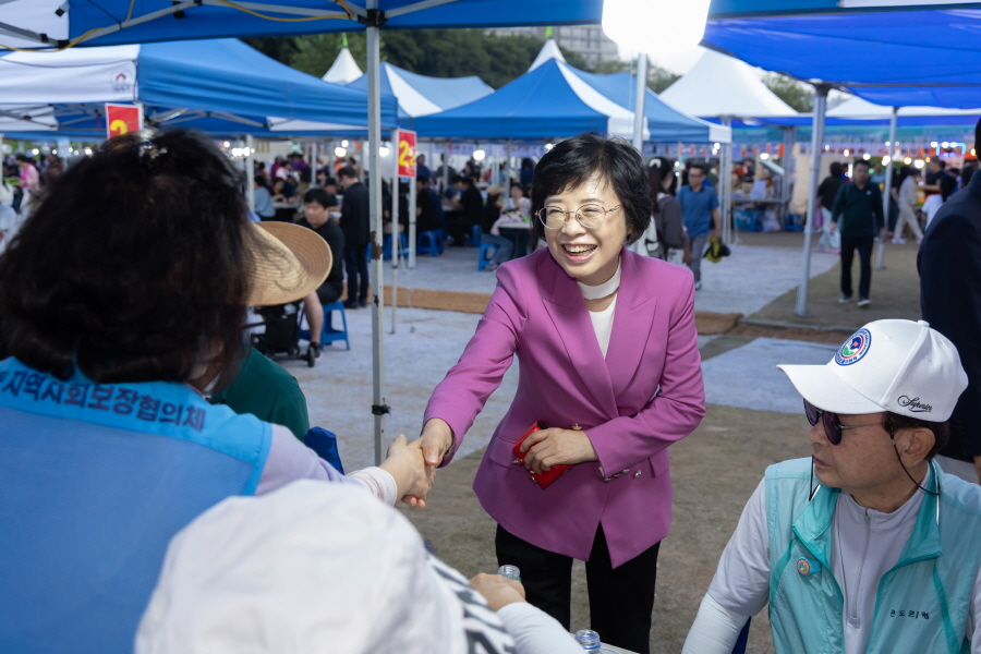 'G페스티벌 개막식 및 구로구민상 시상식' 게시글의 사진(12) '[크기변환]이명숙 (4).JPG'