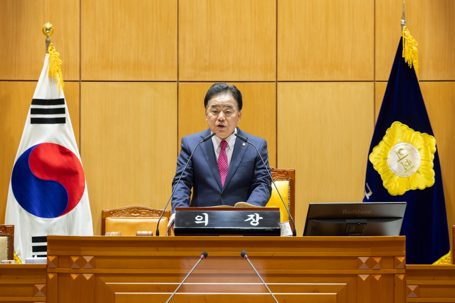 '제335회 구로구의회 임시회 제1차 본회의' 게시글의 사진(5) '[크기변환]정대근 (9).JPG'