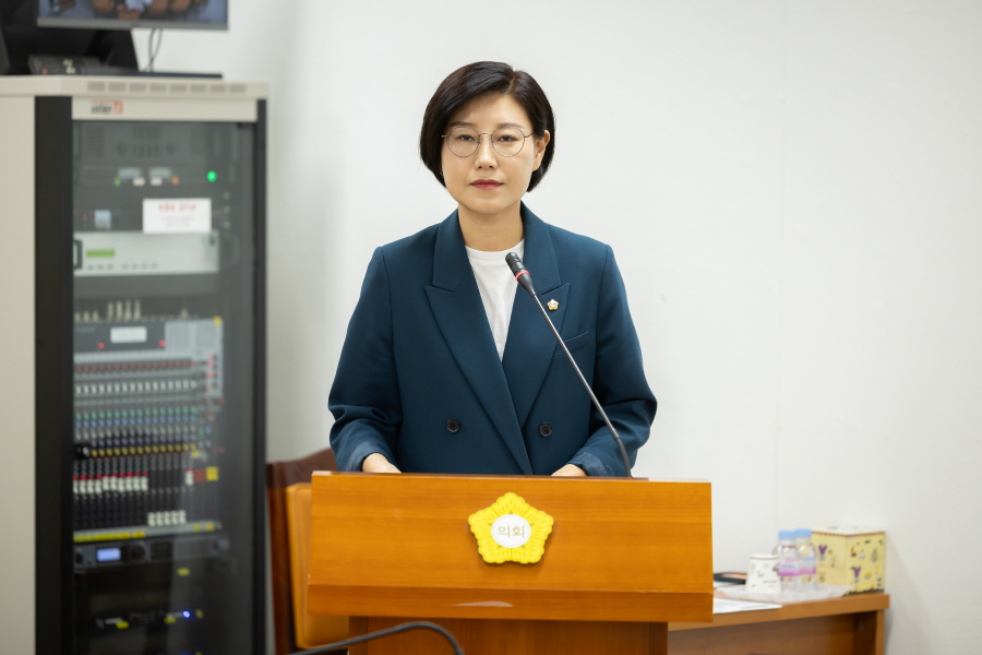 '제336회 구로구의회 정례회 회기중 행정기획위원회 안건심사' 게시글의 사진(10) '[크기변환]김미주 (4).JPG'