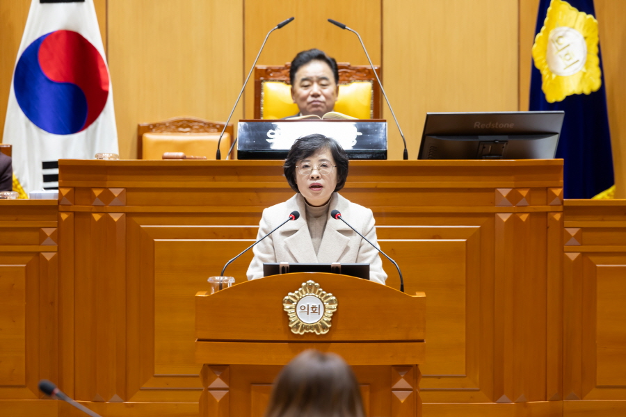 '제332회 구로구의회 정례회 제4차 본회의 구정질문_시책분야' 게시글의 사진(10) '크기변환_이명숙 (7).JPG'