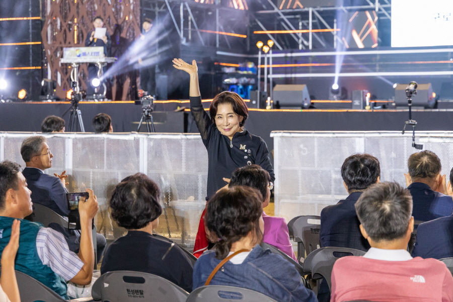 'G페스티벌 개막식 및 구로구민상 시상식' 게시글의 사진(14) '[크기변환]곽윤희-Evoto.jpg'