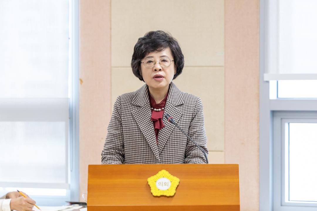 '구로구의회 이명숙 의원, '서울특별시 구로구의회 저연차공무원 공직 적응 및 지원에 관한 조례안' 대표발의' 게시글의 사진(1) '구로구의회 이명숙 의원, '서울특별시 구로구의회 저연차공무원 공직 적응 및 지원에 관한 조례안' 대표발의.jpg'