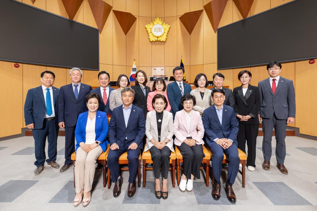 '구로구의회 전반기 마무리, 제326회 정례회 폐회' 게시글의 사진(1) '구로구의회 전반기 마무리, 제326회 정례회 폐회.jpg'
