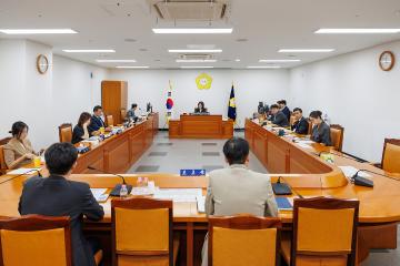 제349회 구로구의회 정례회 회기중 행정기획위원회 안건심사