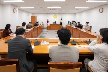 제349회 구로구의회 정례회 행정기획위원회 강평 및 결과보고서 채택