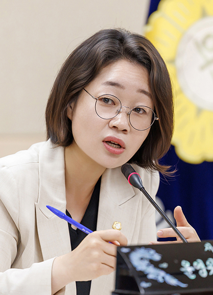 운영위원회 위원장 양명희 사진